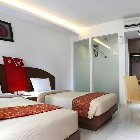 Kenari Asri Hotel Kudus Kültér fotó