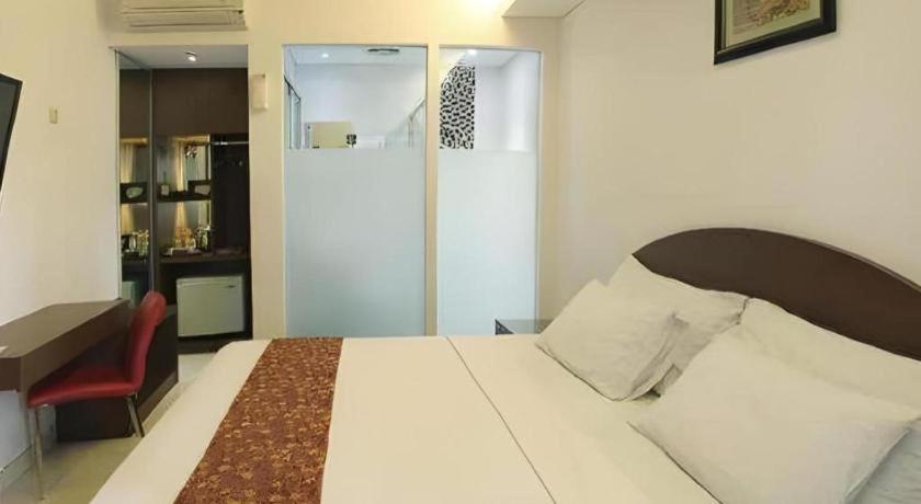 Kenari Asri Hotel Kudus Kültér fotó